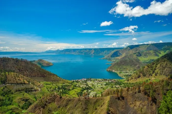 Wisata Pulau Samosir, Tempat Sempurna Menyaksikan Keindahan Alam